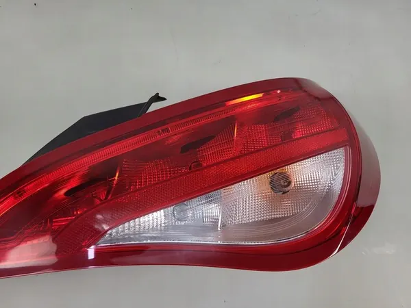 Mercedes-Benz CLA lámpara trasera derecha A1179069800 image 6