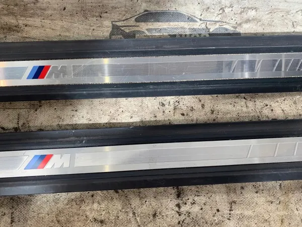 Protetor de soleira BMW M-Package OEM 8077315 image 3