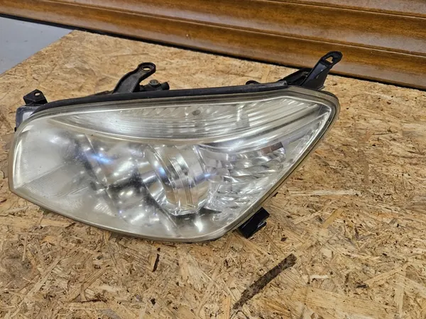 TOYOTA RAV4 06-09 Faro Izquierdo Delantero image 3