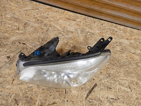 TOYOTA RAV4 06-09 Faro Izquierdo Delantero image 4