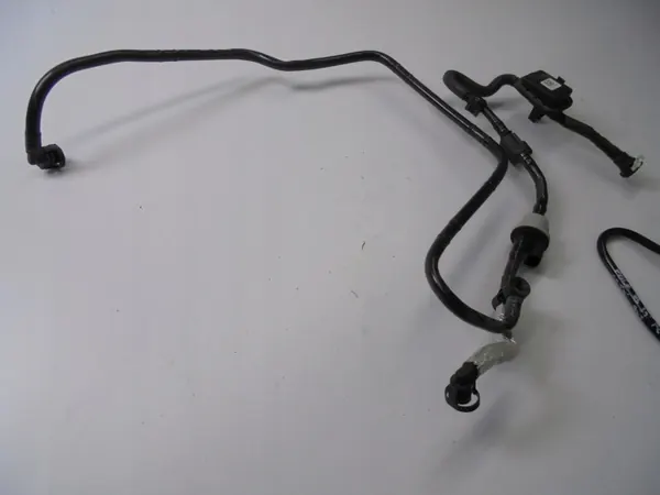 OEM 05C133352AS Brandstofleiding voor VW T-Cross 1.0 TSI image 3