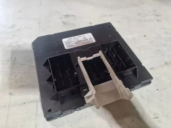 VW Mukavuusmoduuli OEM 5Q0937086AJ Passat B8:lle image 2