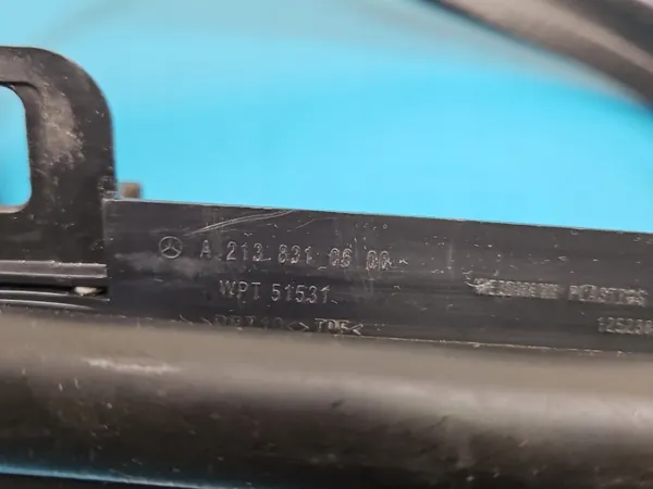 Motorhukspackning OEM IMPRK1561550 för Mercedes W213 Sedan image 5