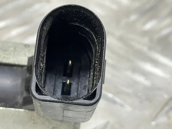 Válvula de ajuste do comando de válvulas Audi A1 2010 03C906455A image 6