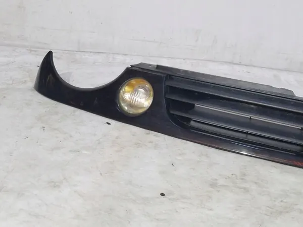 Volkswagen Lupo Grill L041 6X0853653A image 2