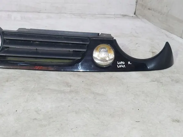 Volkswagen Lupo Grill L041 6X0853653A image 3