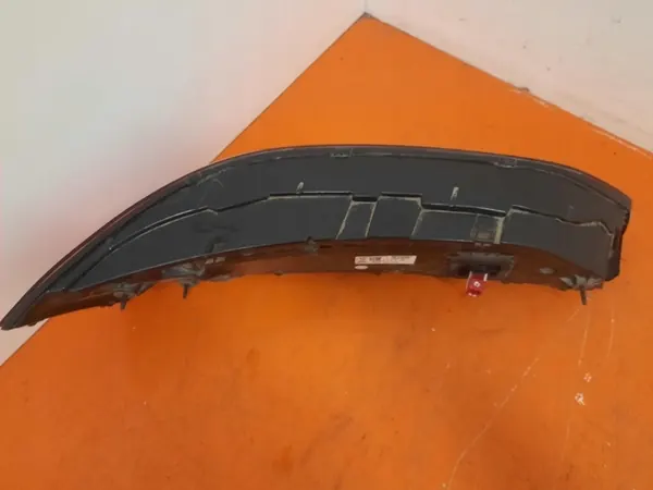 Luz trasera LED derecha Audi 4M0945094F image 10