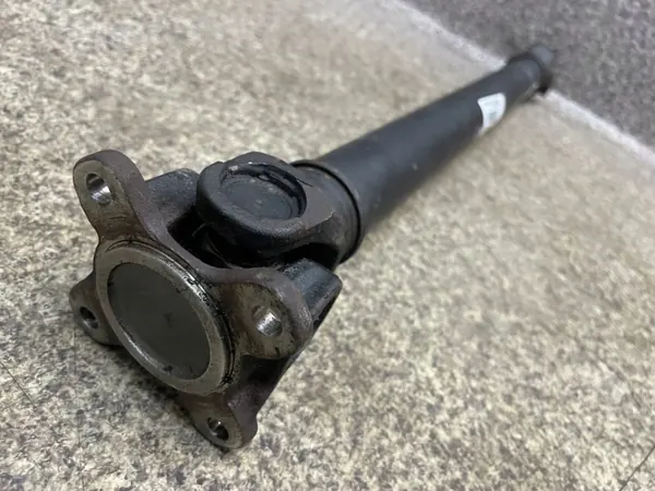 Etuvetoakseli OEM 8605866 BMW X6:lle image 3