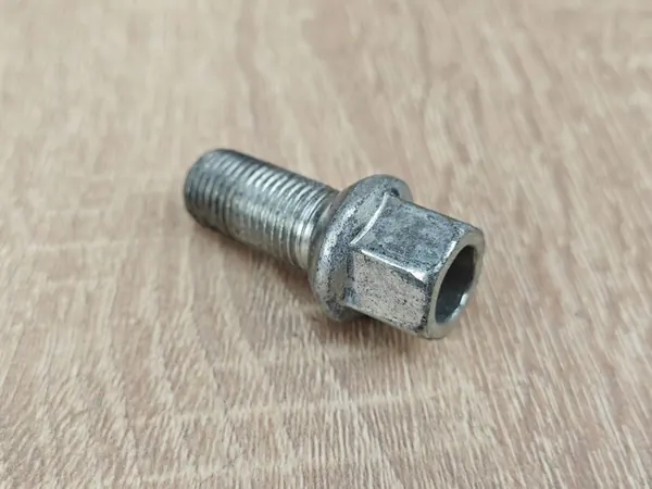 OEM SZPN56 Radschrauben für Audi A6 C7 17" image 5