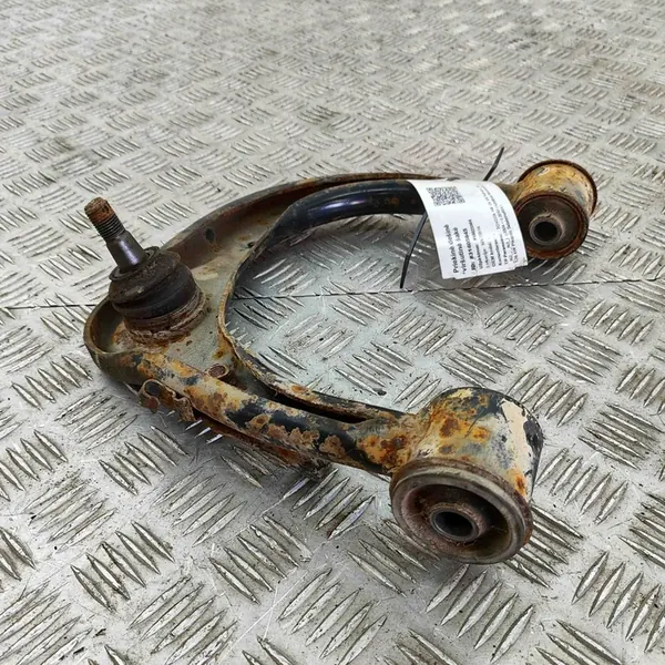 Braccio di controllo inferiore anteriore destro Toyota Hilux 2016 image 5