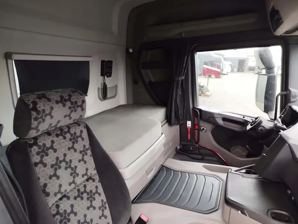 Cabina Scania G NTG OEM KABINA G NTG - Usado image 9