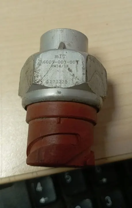 MAN 1173225 A6009-003-00 Lufttrycksensor image 3