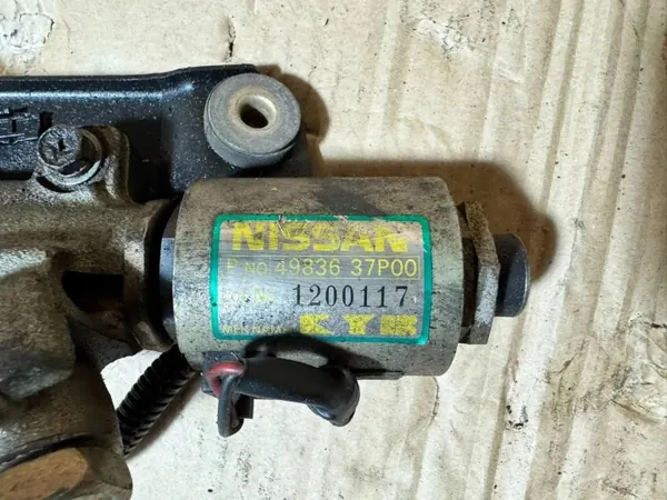 Capteur de valve Servotronic OEM 4983637P00 Nissan image 5