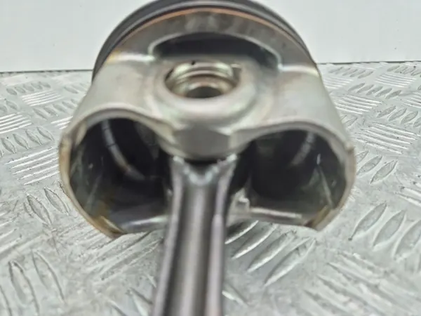 Piston & Bielle Mercedes OEM 4R1608 pour C280 W204 image 8