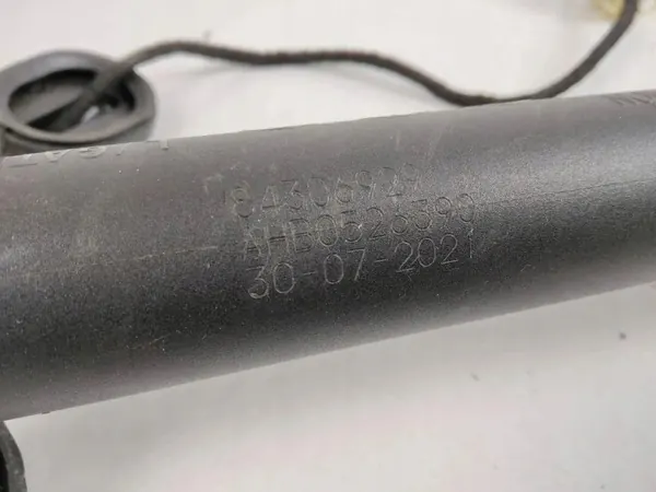 OEM 84306929 Vänster Bagageluckstöd Cadillac Escalade image 5