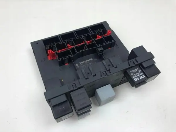 VW Mukavuusmoduuli OEM 3C8937049AA Passat B6:lle image 2