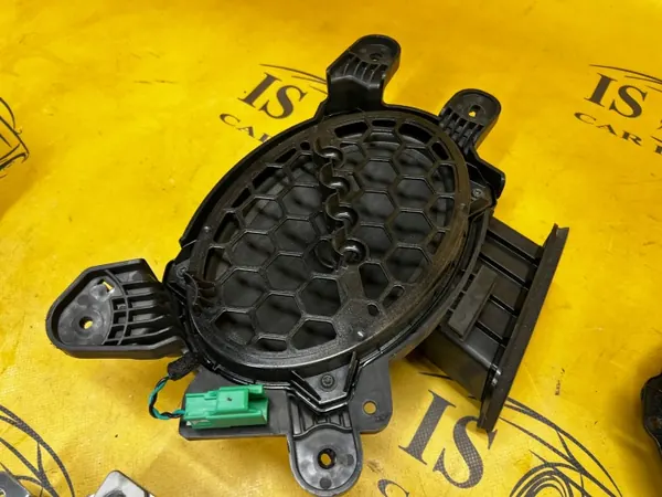 Kit de Altavoces OEM LJ6T-18T806-CC para Ford Kuga MK3 image 6