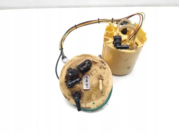 Jaguar XE Polttoainepumppu OEM GX73-9H307-DA 2016 image 10