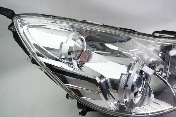 Oikea Etuvalaisin Subaru Legacy V image 2