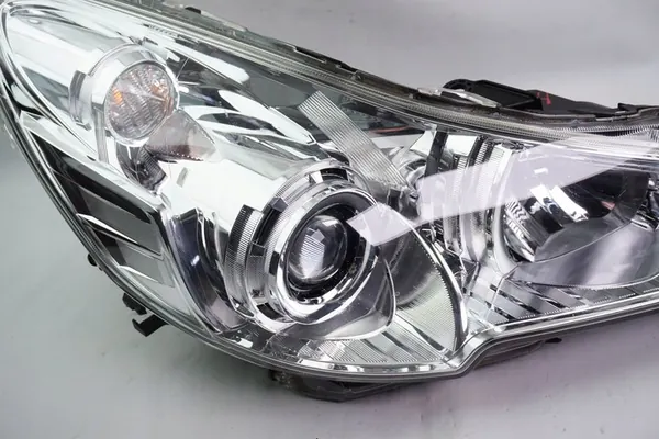 Oikea Etuvalaisin Subaru Legacy V image 3