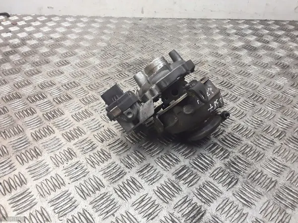 Käytetty Citroen C6 Turbolaite OEM 4U3Q6K682BK image 2