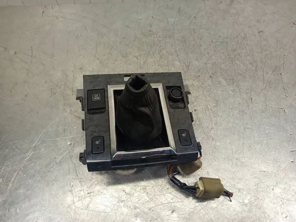 Cadre de levier de vitesse Suzuki OEM 7583065J10 image 4