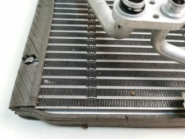 Radiateur chauffage climatisation OEM AMD33638 Peugeot 4007 image 6