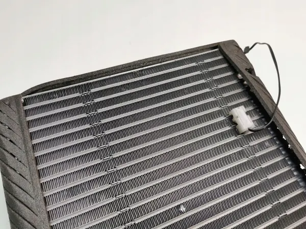 Radiateur chauffage climatisation OEM AMD33638 Peugeot 4007 image 8