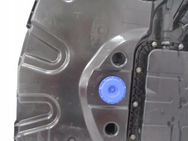 CITROEN C3 III LIFT 1.5 BLUEHDI ADBLUE TANK 9827216280 image 3