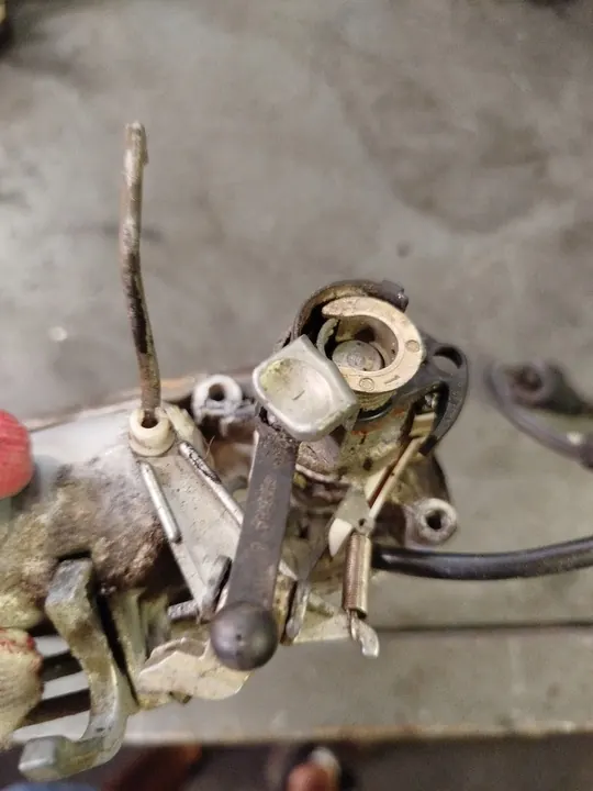 Mikrokytkin Tavaratilan Avaa VW Golf IV Bora Touareg Cayenne image 3