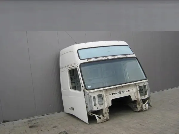 Volvo FH12 Cabineframe & Deuren OEM 85103677 image 2