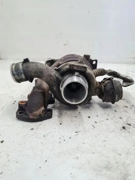 Turboahdin OEM 55205474 Opel Zafira B 1.9L Dieselille image 4