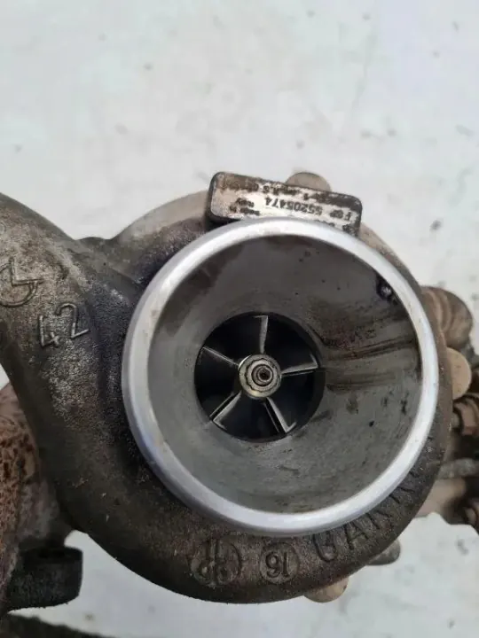 Turboahdin OEM 55205474 Opel Zafira B 1.9L Dieselille image 5