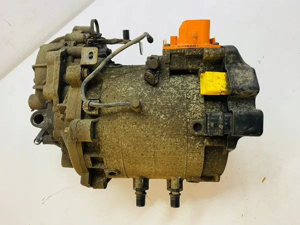 Sähkökone Peugeot 3008 508 DS5 2.0 HDI Hybrid image 3