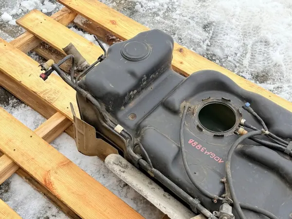 Bränsletank OEM 10GM388B för Cadillac Escalade 07-14 image 9