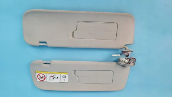 Tesla Model 3 aurinkosuoja OEM 1490405-41-B 1490406-21-B image 8
