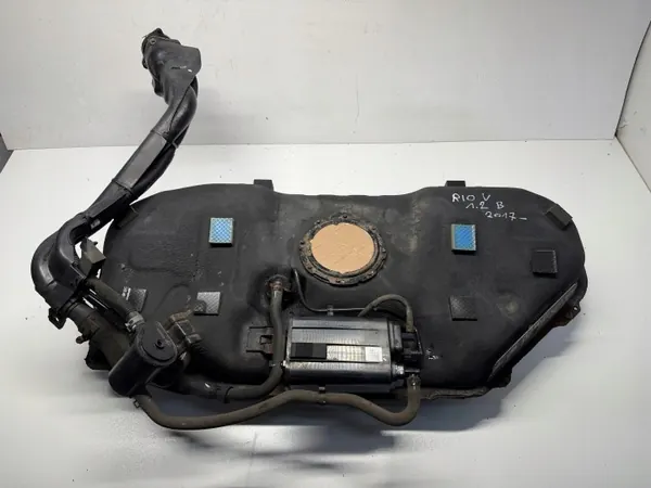 Réservoir à carburant Kia OE 31100-H8100 essence image 3