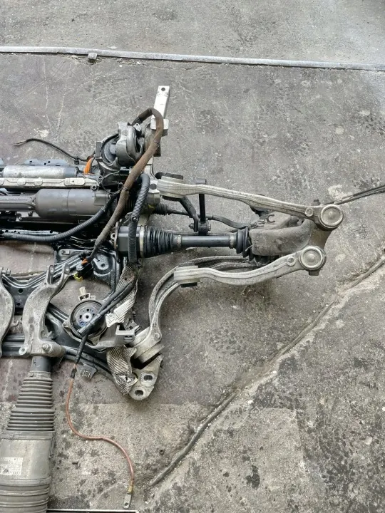 Audi SQ7 4.0 4M Framhjulsupphängning OEM image 4