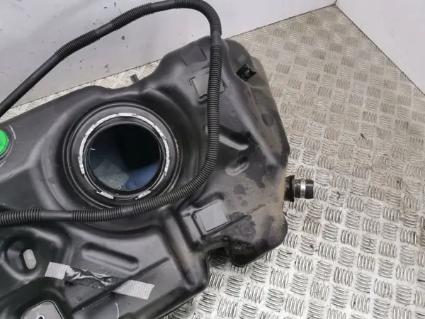 Depósito de combustible Mini OEM 5A39187 - Usado image 9