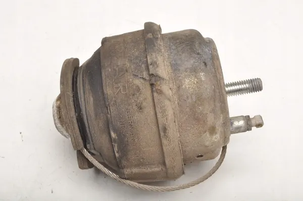 VOLVO S60 II V60 2.4 D Motorsteun 30741397 image 4