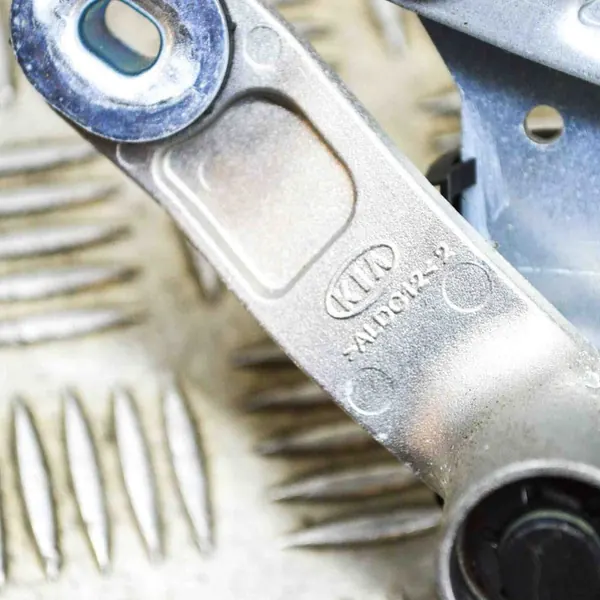 Etupyyhkijän mekanismi Kia Niro image 8