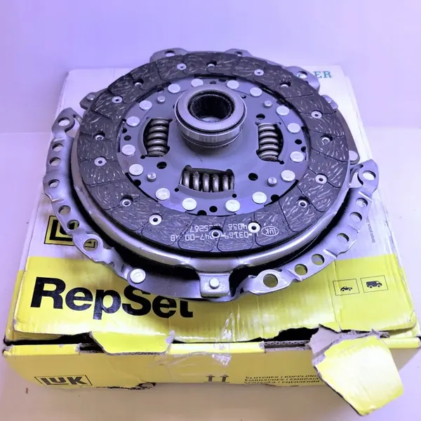 Kit de embreagem LuK 620 3268 00 image 2
