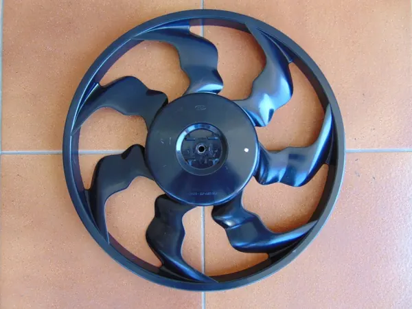 Hyundai OE Lüfterflügel OEM B102-YN9AA - Gebraucht image 2