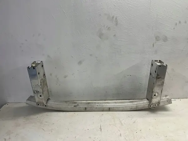 Etupuskuri vahvistus BMW X3 F25 image 2