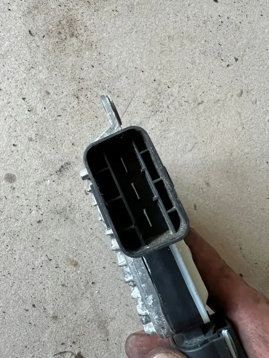 Fläktstyrmodul Hyundai i30 III Kia Ceed III 25385-F3000 image 3