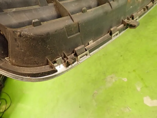 GRILL ATRAPA VW PASSAT B5 FL SEDAN image 10