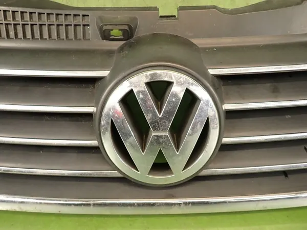 GRILL ATRAPA VW PASSAT B5 FL SEDAN image 3