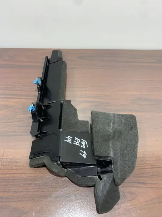 Conduto de ar Subaru Forester OEM FBZ23815 - Usado image 4