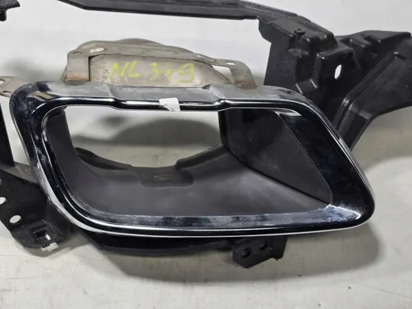 BMW OEM 8074190 8074188 Rechts Uitlaatbevestiging image 3