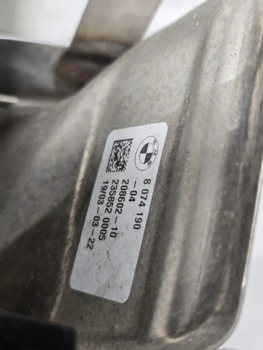 BMW OEM 8074190 8074188 Rechts Uitlaatbevestiging image 8